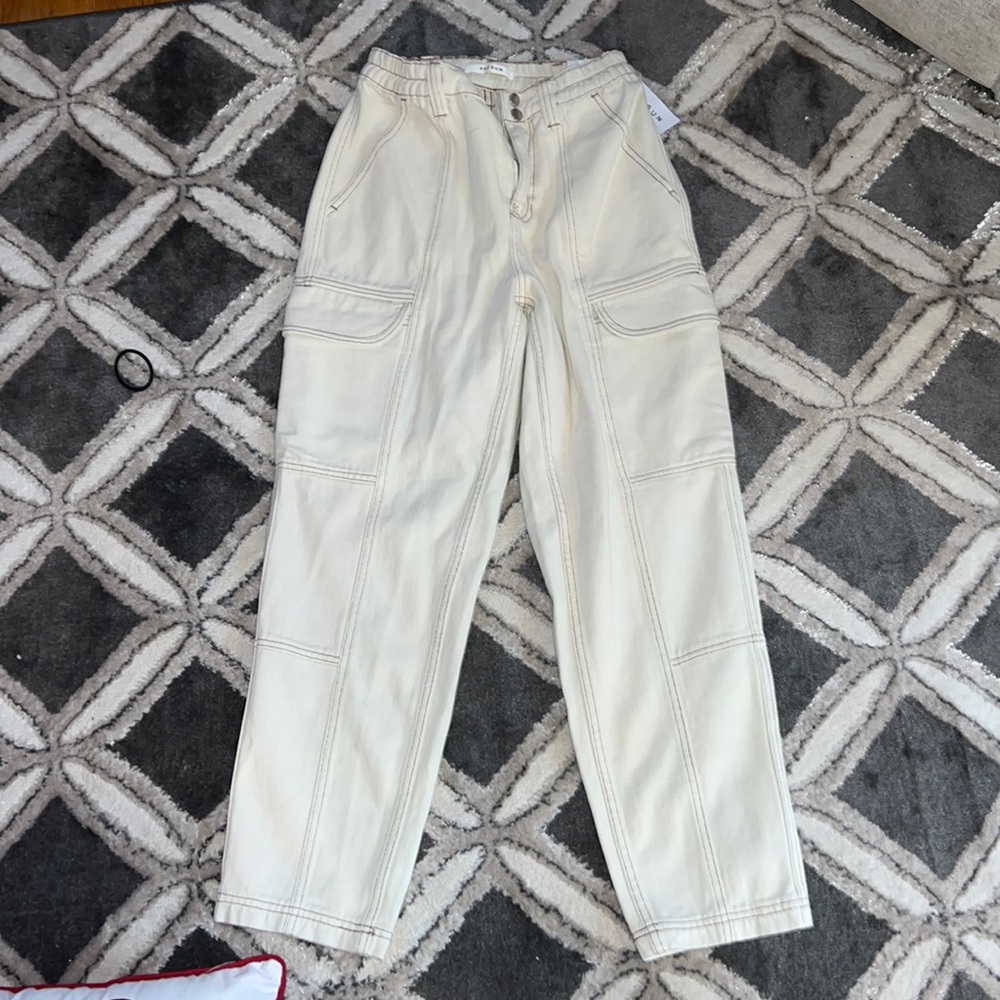 Elastic waist cargo pants